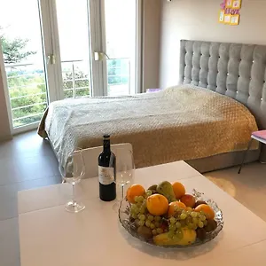 Apartment Santa, Marcici